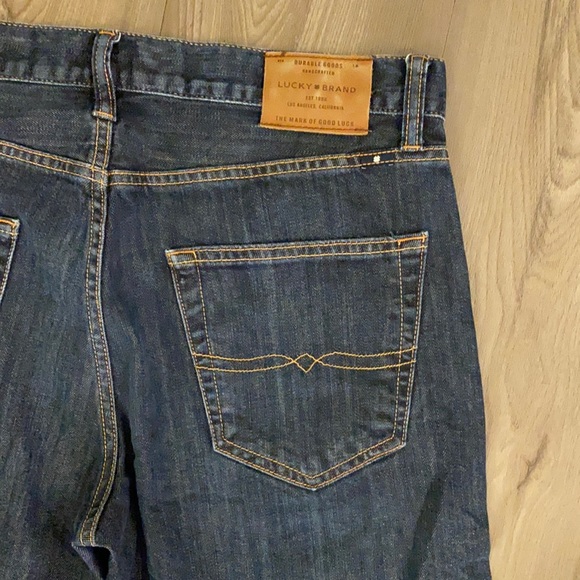 Lucky Brand Other - Lucky Brand 410 Athletic Slim Jean 32 x 30